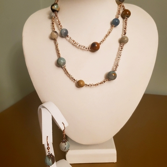 Jewelry - Necklace & Earring Set